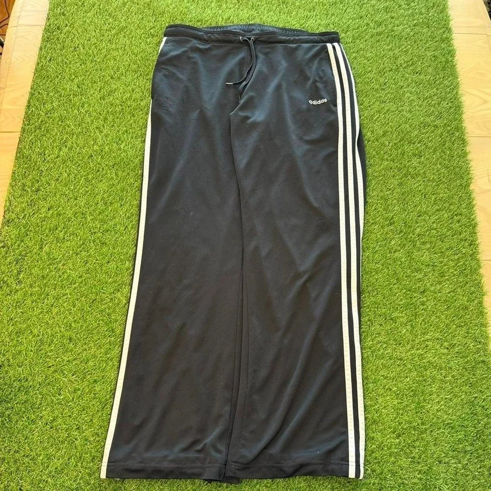 Adidas black sweatpants with white stripes large